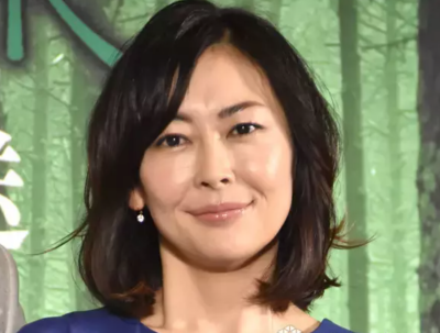 女優の中山美穂